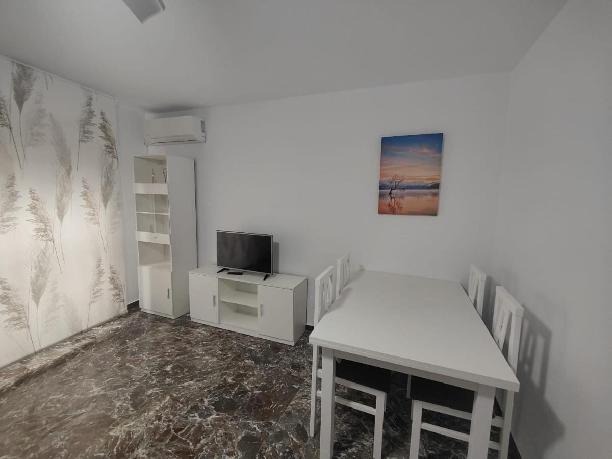 Vivienda En El Centro Historico Con Ascensor Apartment Jaén Екстериор снимка
